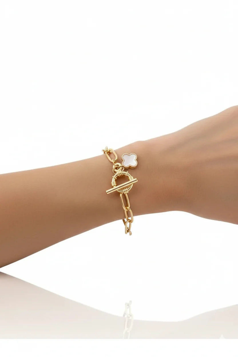 Mother of Pearl Clover Bracelet Layered Elegant Minimal Minimalist Fashion Jewelry Gift for Her